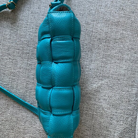Chiara Ferretti Italy Leather Flap Over Woven Crossbody  Handbag Turquoise - Picture 16 of 16